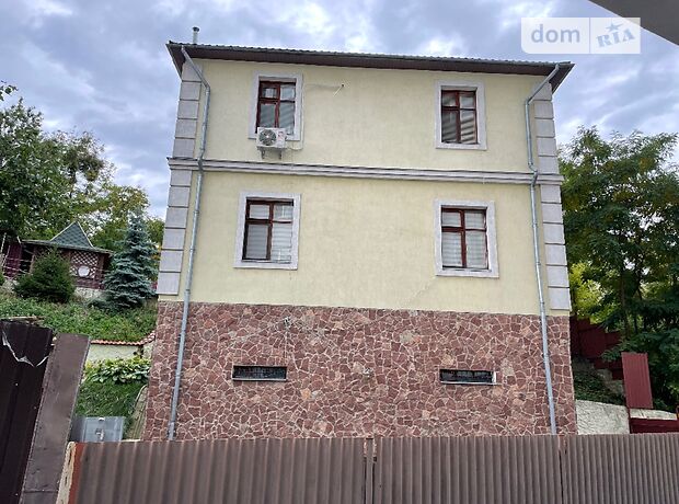 двоповерховий будинок з каміном, 280 кв. м, цегла. Здається помісячно в Києві, в районі Шевченківський фото 1 двопроверховий будинок з каміном, 280 кв. м, цегла. Здається помісячно в Києві, в районі Шевченківський фото 1