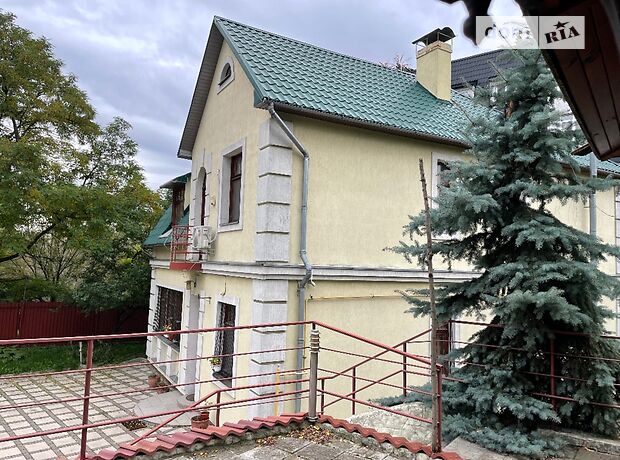 двоповерховий будинок з каміном, 280 кв. м, цегла. Здається помісячно в Києві, в районі Шевченківський фото 1 двопроверховий будинок з каміном, 280 кв. м, цегла. Здається помісячно в Києві, в районі Шевченківський фото 1