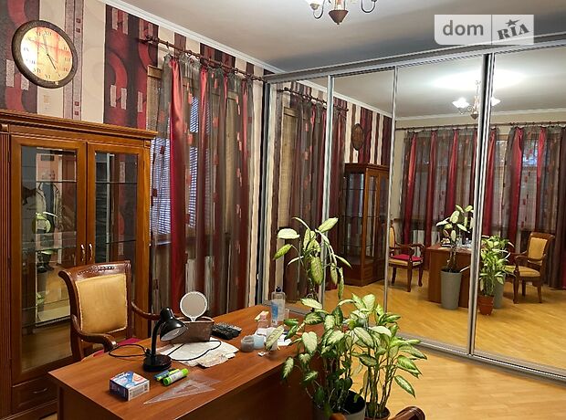 двоповерховий будинок з каміном, 280 кв. м, цегла. Здається помісячно в Києві, в районі Шевченківський фото 1 двопроверховий будинок з каміном, 280 кв. м, цегла. Здається помісячно в Києві, в районі Шевченківський фото 1
