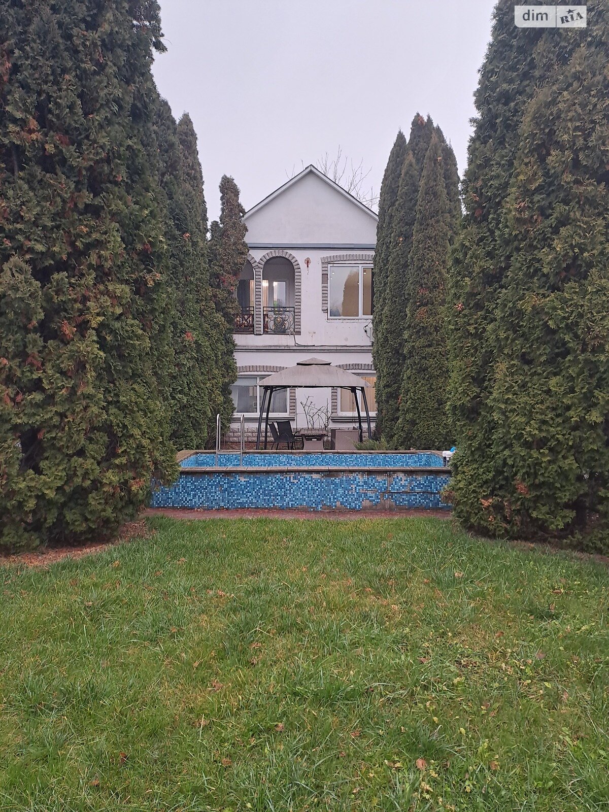 двухэтажный дом с балконом, 110 кв. м, кирпич. Сдается помесячно в Киеве, в районе Ширма фото 1 двухэтажный дом с балконом, 110 кв. м, кирпич. Сдается помесячно в Киеве, в районе Ширма фото 1