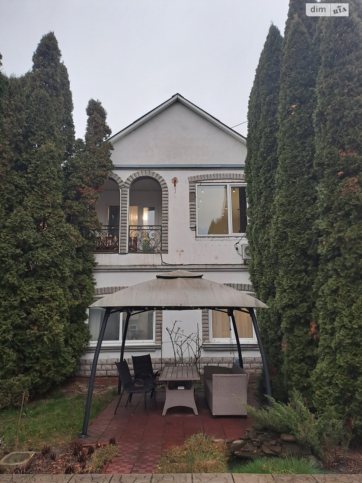 двухэтажный дом с балконом, 110 кв. м, кирпич. Сдается помесячно в Киеве, в районе Ширма фото 1 двухэтажный дом с балконом, 110 кв. м, кирпич. Сдается помесячно в Киеве, в районе Ширма фото 1