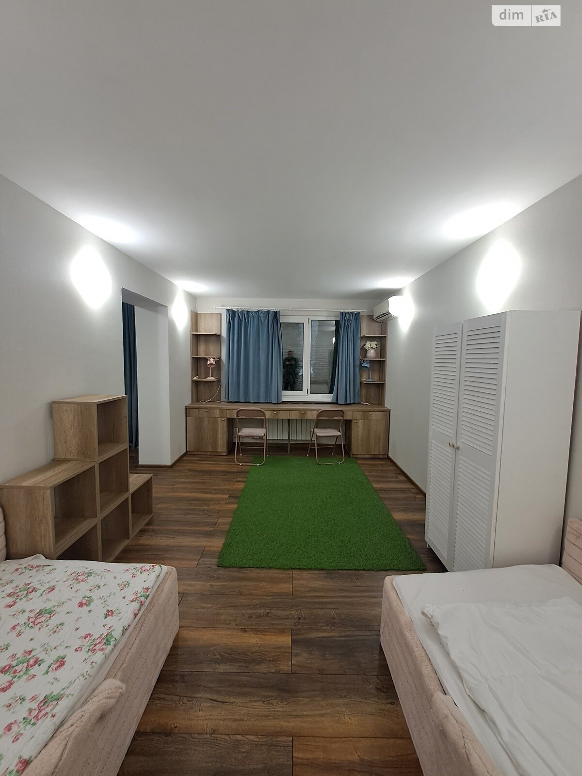 двухэтажный дом с балконом, 110 кв. м, кирпич. Сдается помесячно в Киеве, в районе Ширма фото 1 двухэтажный дом с балконом, 110 кв. м, кирпич. Сдается помесячно в Киеве, в районе Ширма фото 1