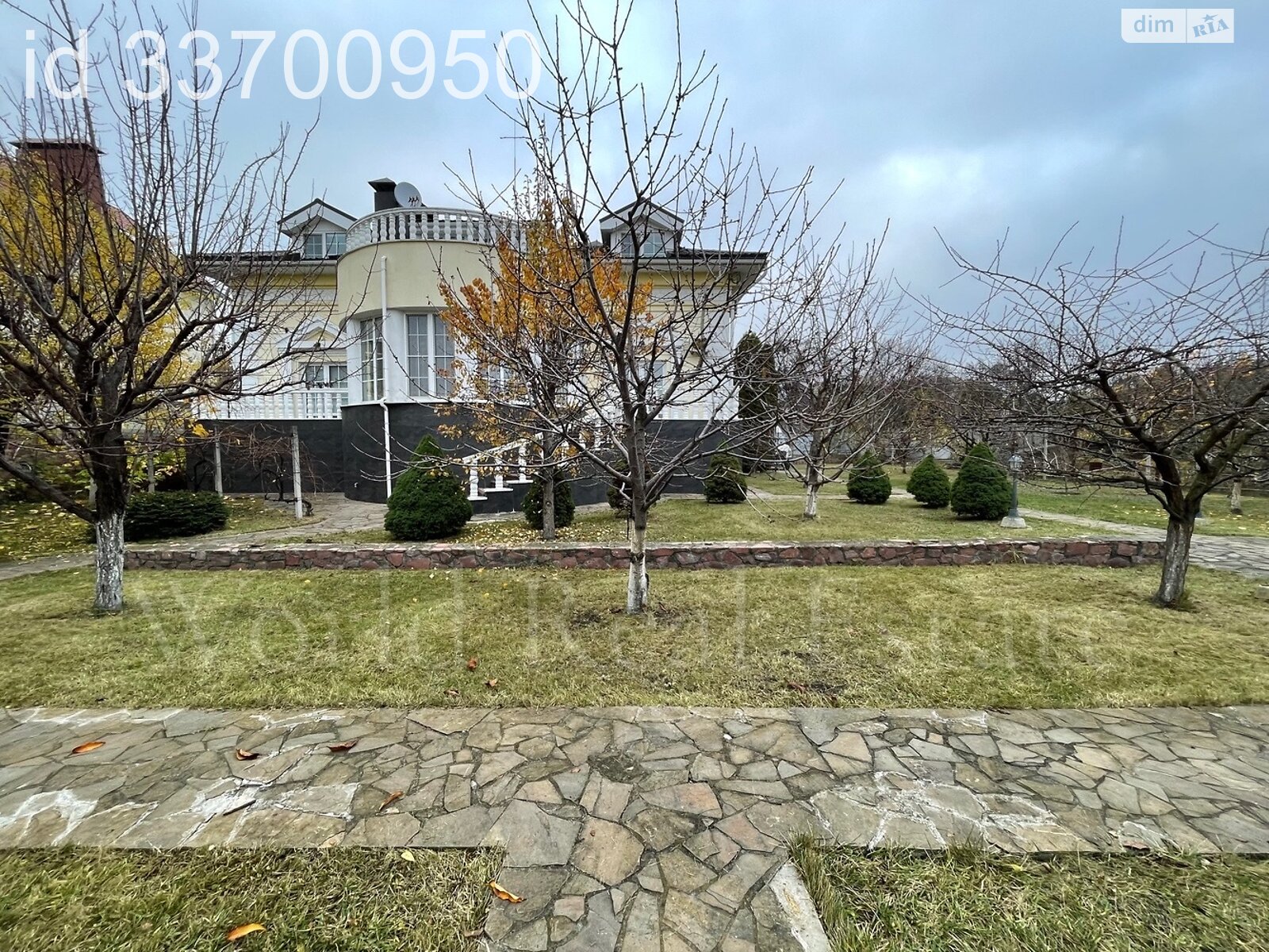 двухэтажный дом с гаражом, 370 кв. м, кирпич. Сдается помесячно в Киеве, в районе Соломенский фото 1