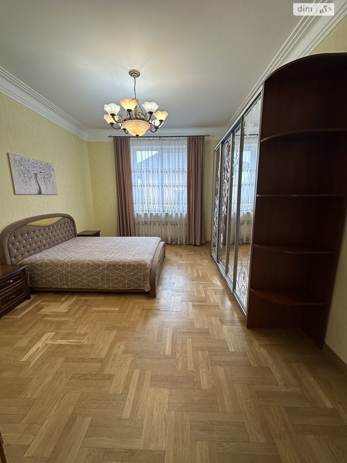двоповерховий будинок з гаражем, 400 кв. м, цегла. Здається помісячно в Києві, в районі Солом’янський фото 1 двопроверховий будинок з гаражем, 400 кв. м, цегла. Здається помісячно в Києві, в районі Солом’янський фото 1