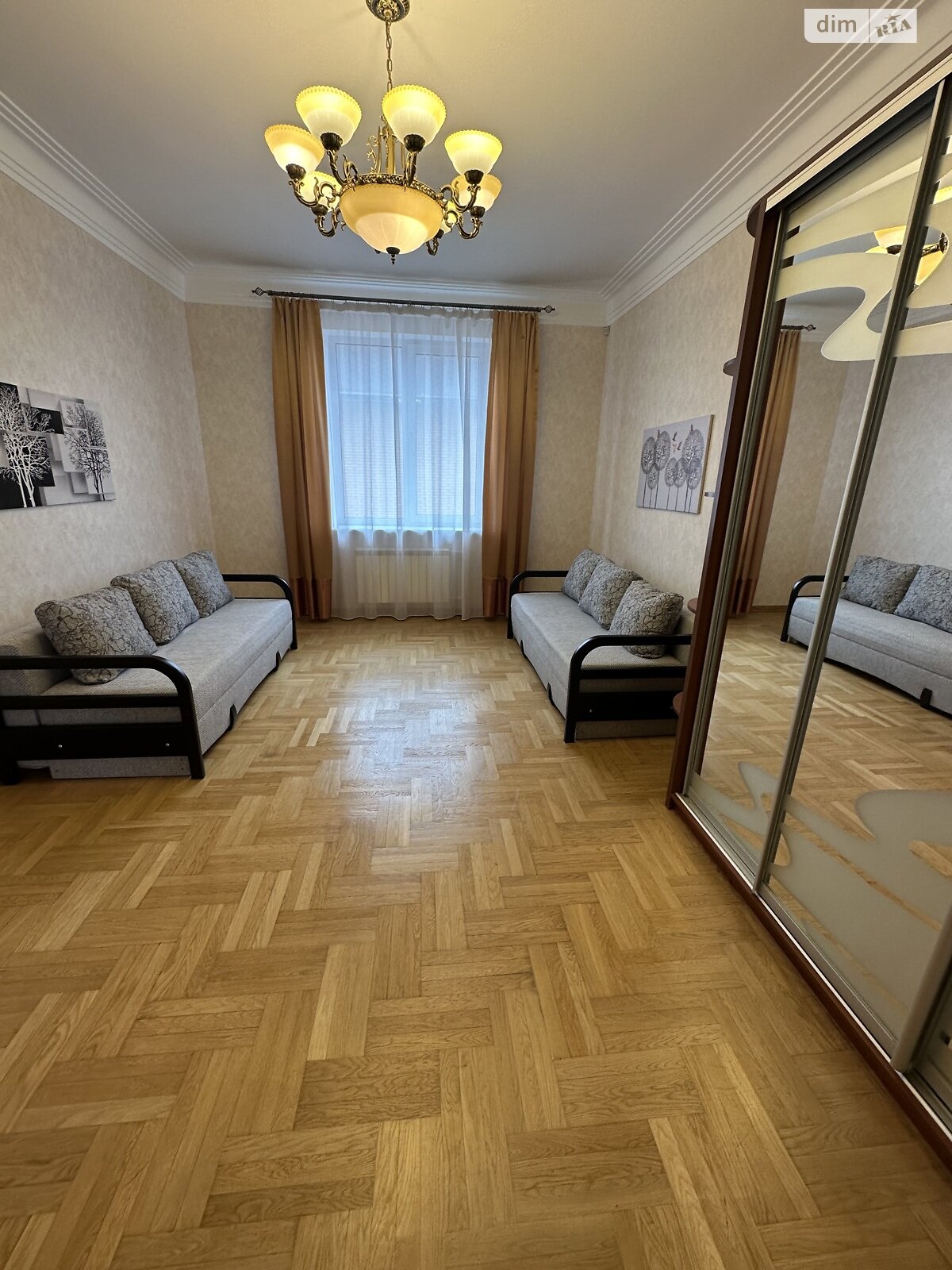 двоповерховий будинок з гаражем, 400 кв. м, цегла. Здається помісячно в Києві, в районі Солом’янський фото 1 двопроверховий будинок з гаражем, 400 кв. м, цегла. Здається помісячно в Києві, в районі Солом’янський фото 1