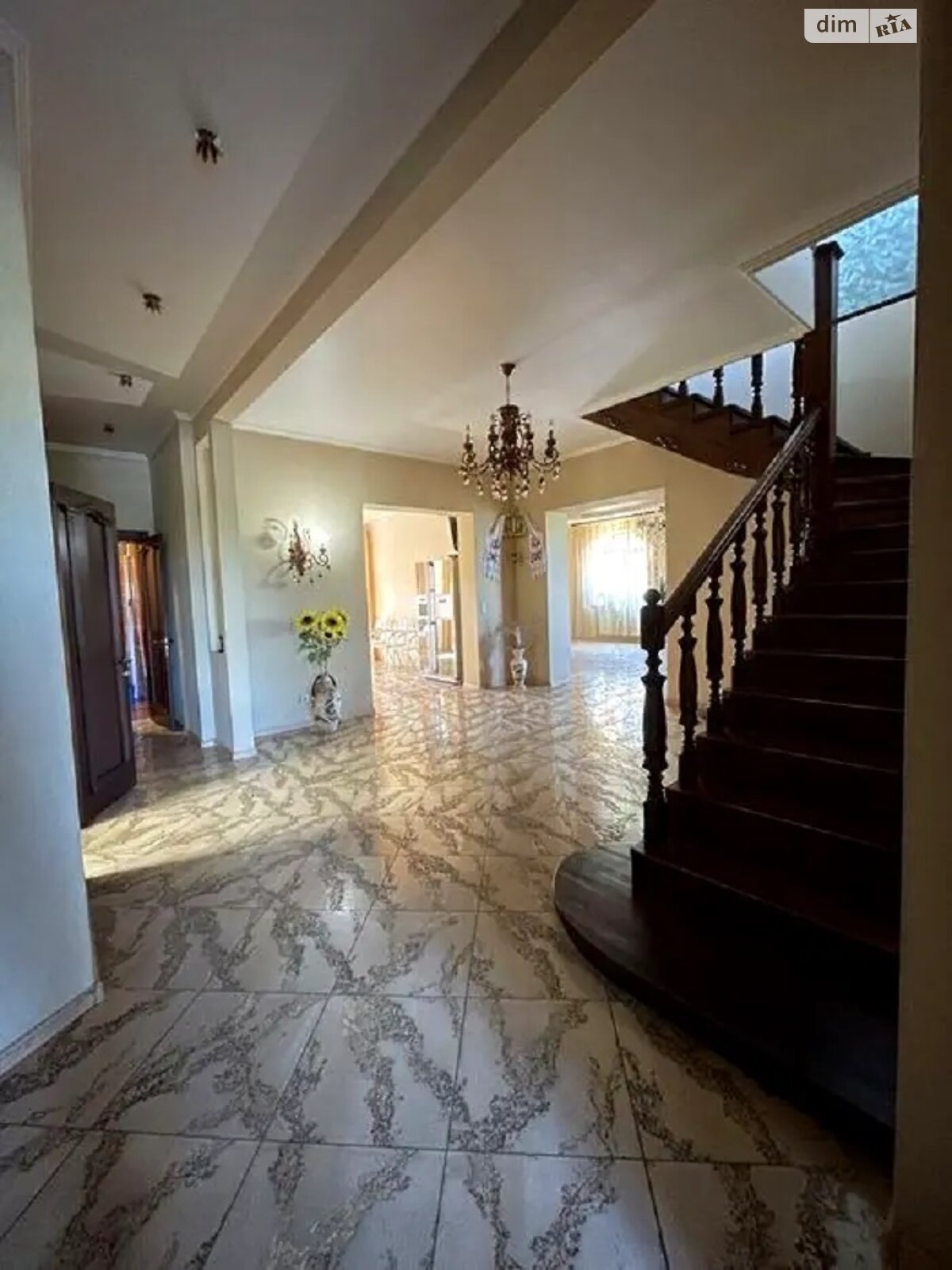 трехэтажный дом, 387 кв. м, кирпич. Сдается помесячно в Киеве, в районе Соломенский фото 1