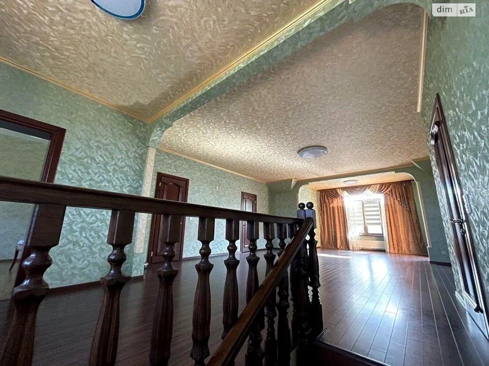 трехэтажный дом, 387 кв. м, кирпич. Сдается помесячно в Киеве, в районе Соломенский фото 1