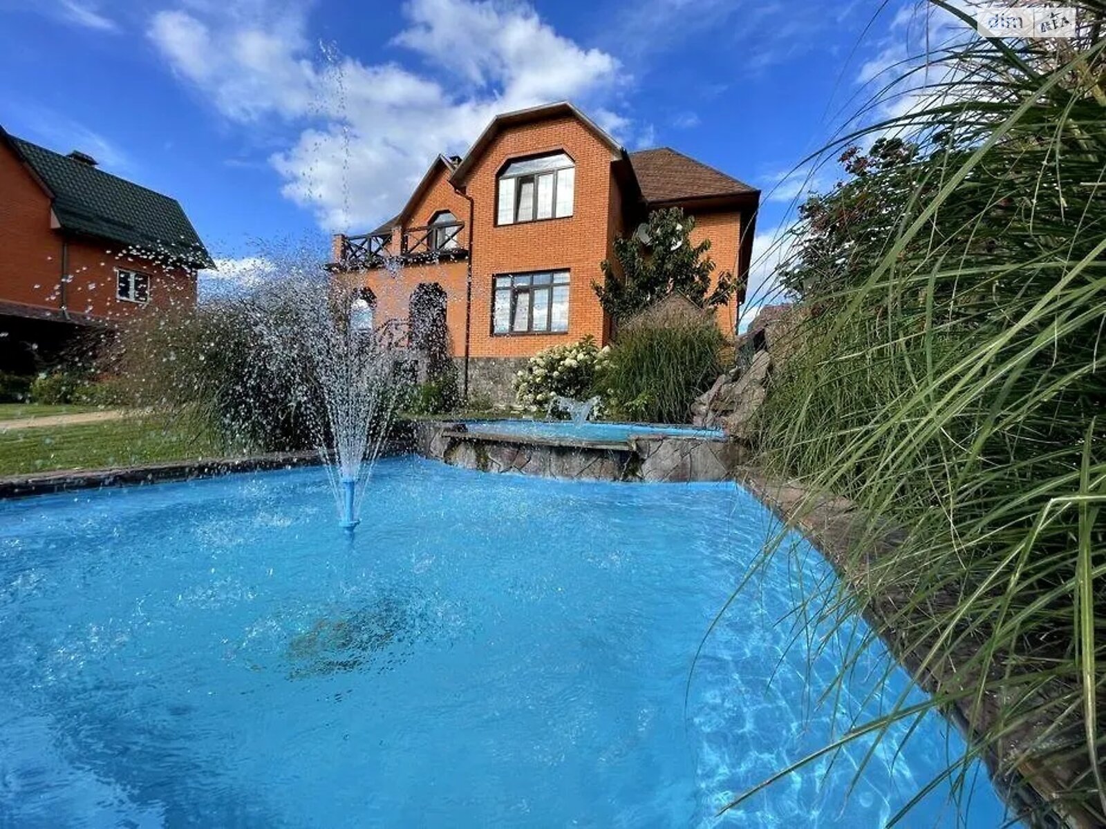 трехэтажный дом, 387 кв. м, кирпич. Сдается помесячно в Киеве, в районе Соломенский фото 1