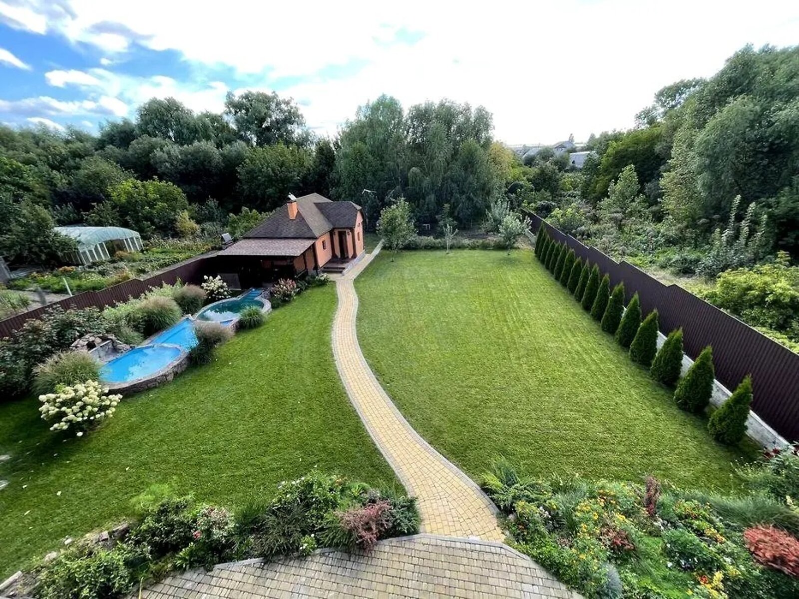 трехэтажный дом, 387 кв. м, кирпич. Сдается помесячно в Киеве, в районе Соломенский фото 1