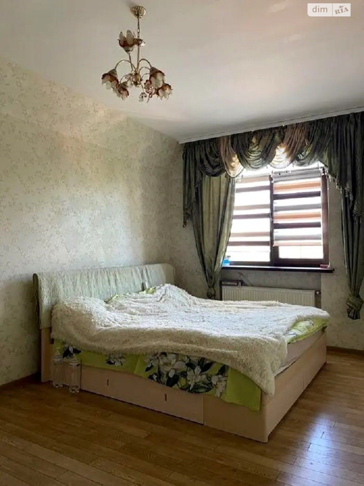 трехэтажный дом, 387 кв. м, кирпич. Сдается помесячно в Киеве, в районе Соломенский фото 1