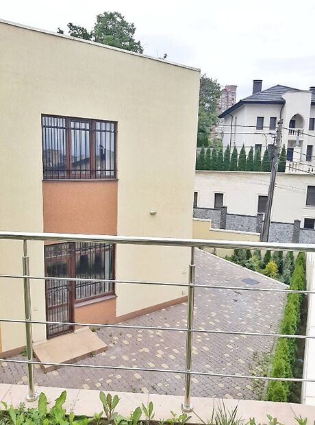 двопроверховий будинок з балконом, 190 кв. м, монолітно-каркасний. Здається помісячно в Києві, в районі Солом’янський фото 1