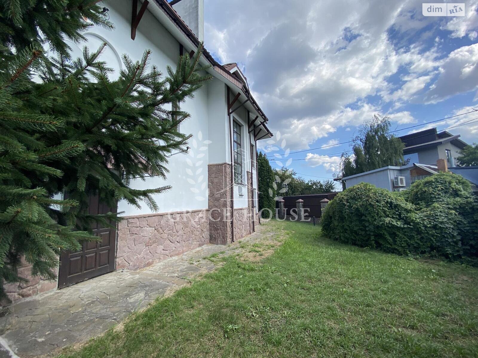 трехэтажный дом с гаражом, 400 кв. м, кирпич. Сдается помесячно в Киеве, в районе Совки фото 1