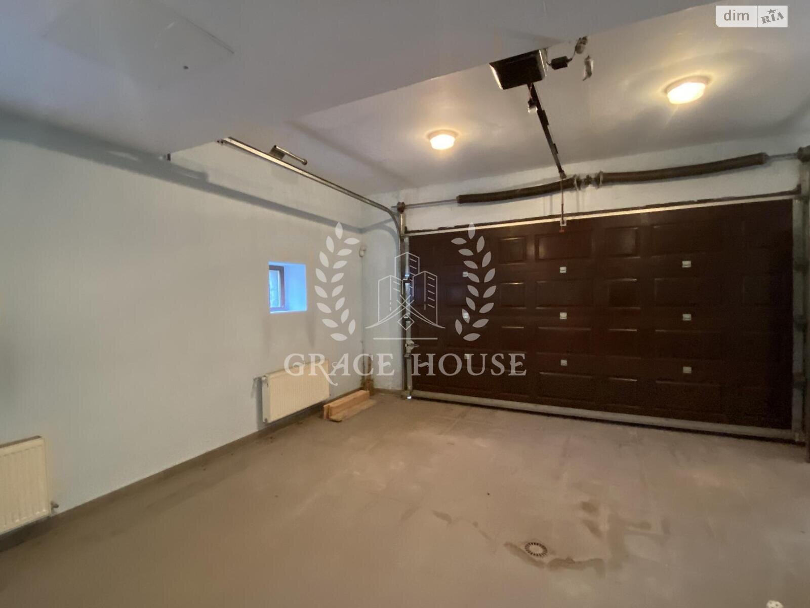 трехэтажный дом с гаражом, 400 кв. м, кирпич. Сдается помесячно в Киеве, в районе Совки фото 1