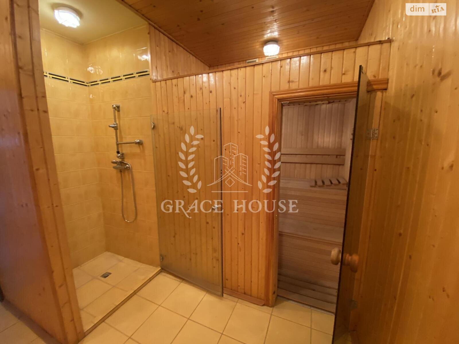 трехэтажный дом с гаражом, 400 кв. м, кирпич. Сдается помесячно в Киеве, в районе Совки фото 1