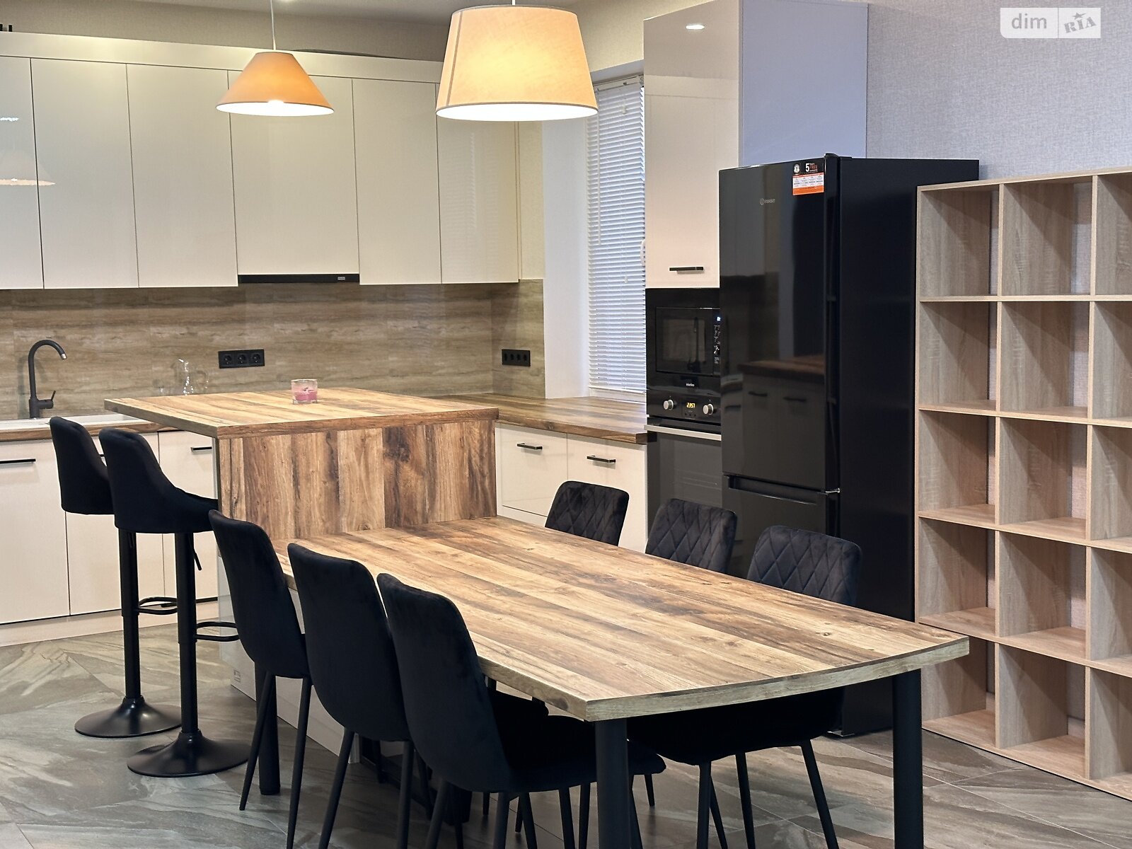 одноэтажный дом с верандой, 160 кв. м, кирпич силикатный. Сдается помесячно в Киеве, в районе Совки фото 1