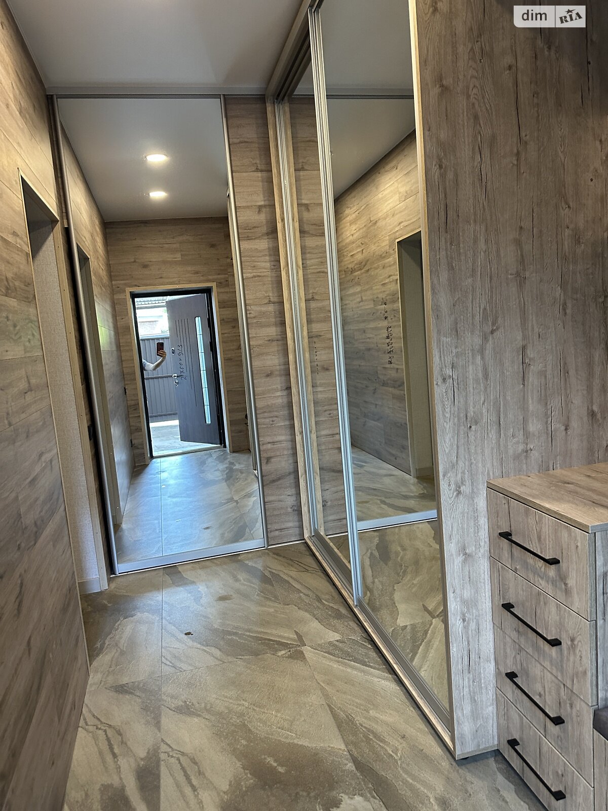 одноэтажный дом с верандой, 160 кв. м, кирпич силикатный. Сдается помесячно в Киеве, в районе Совки фото 1