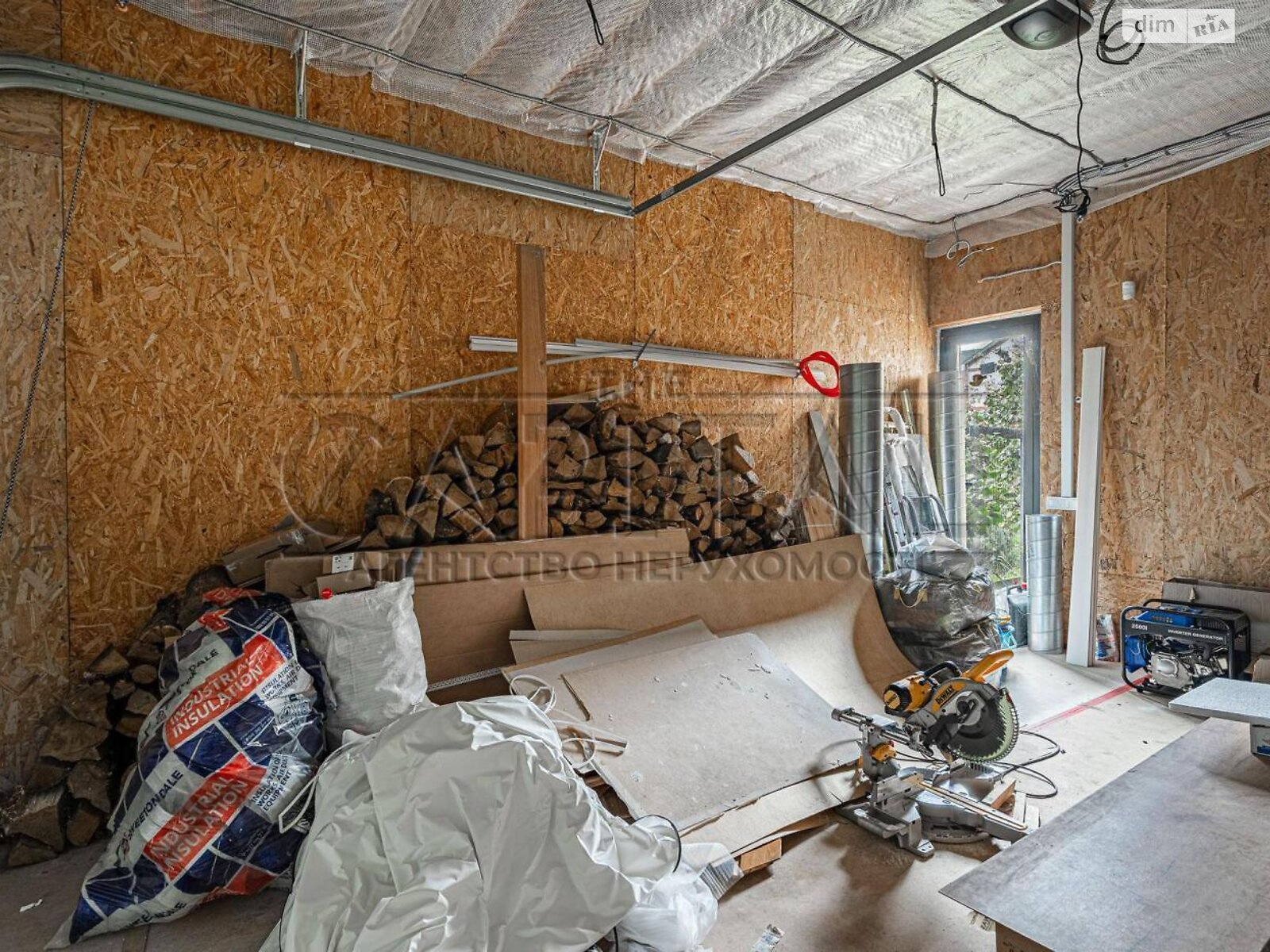 двухэтажный дом с верандой, 272 кв. м, кирпич. Сдается помесячно в Киеве фото 1 двухэтажный дом с верандой, 272 кв. м, кирпич. Сдается помесячно в Киеве фото 1