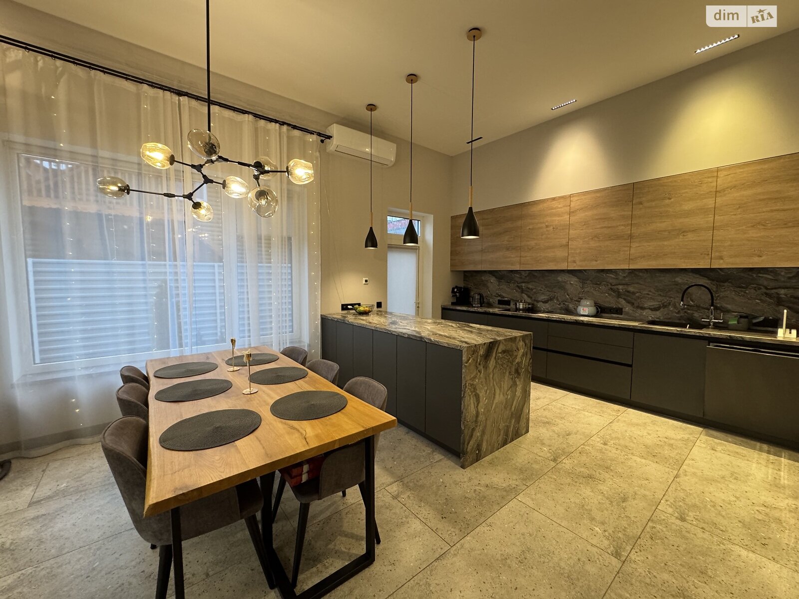 одноэтажный дом, 159.04 кв. м, газобетон. Сдается помесячно в Киеве, в районе Святошинский фото 1 одноэтажный дом, 159.04 кв. м, газобетон. Сдается помесячно в Киеве, в районе Святошинский фото 1