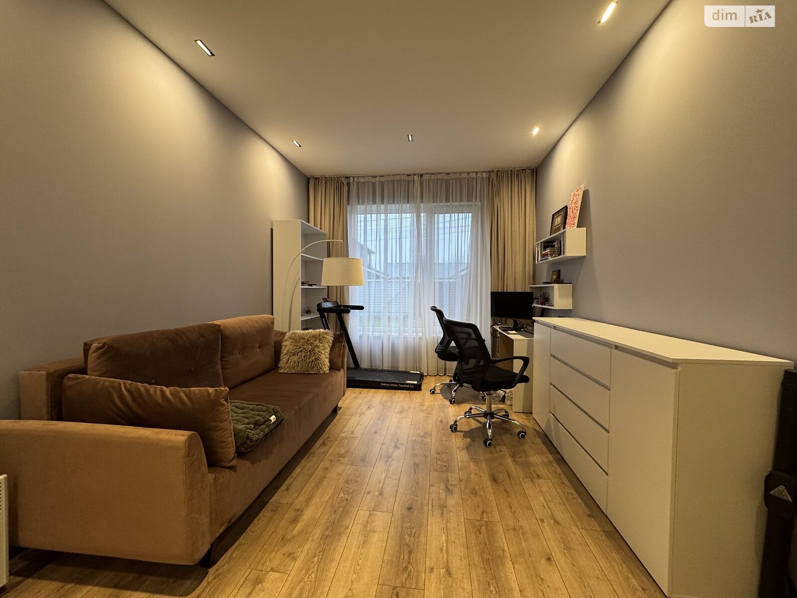 одноэтажный дом, 159.04 кв. м, газобетон. Сдается помесячно в Киеве, в районе Святошинский фото 1 одноэтажный дом, 159.04 кв. м, газобетон. Сдается помесячно в Киеве, в районе Святошинский фото 1