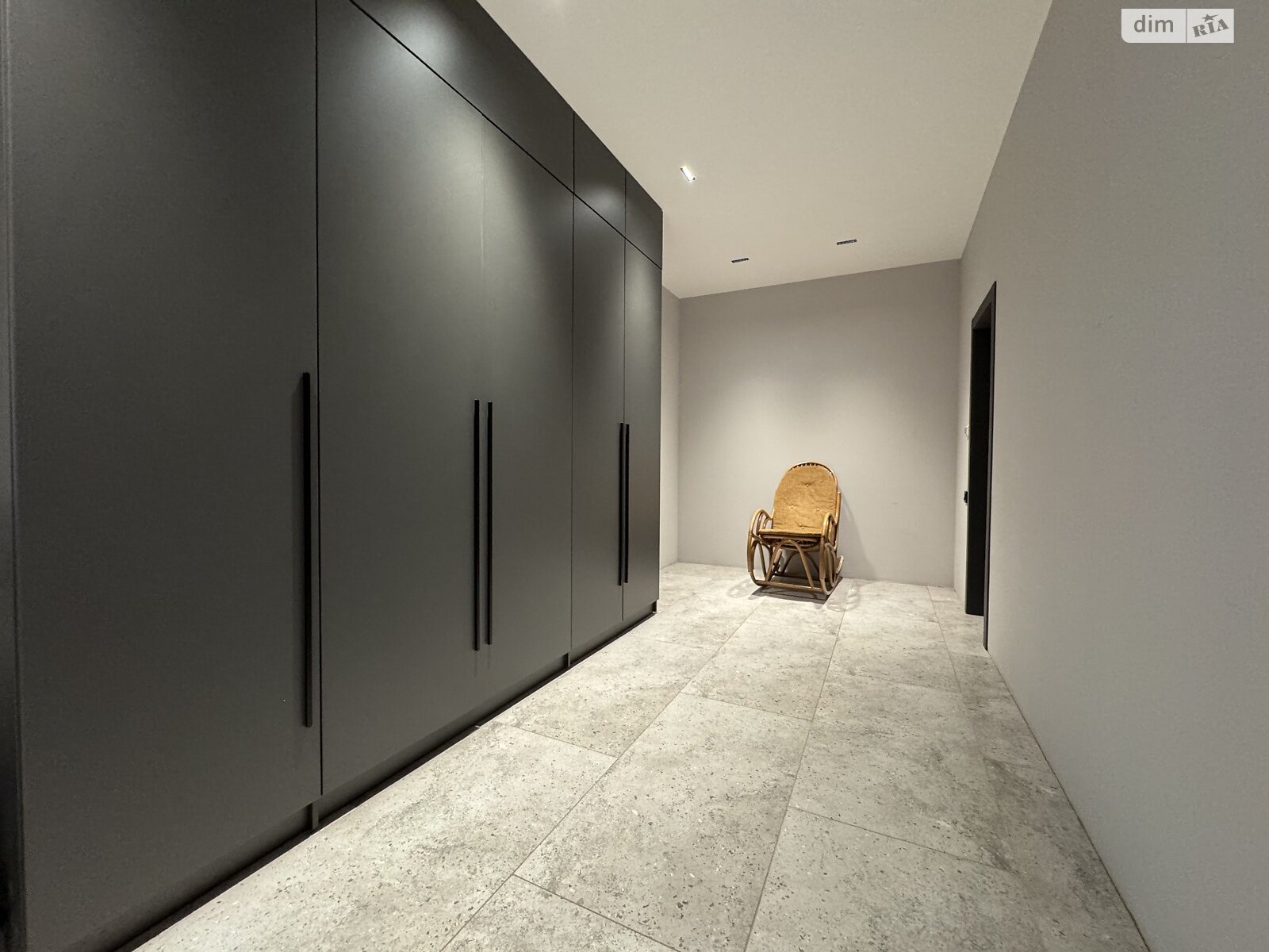 одноэтажный дом, 159.04 кв. м, газобетон. Сдается помесячно в Киеве, в районе Святошинский фото 1 одноэтажный дом, 159.04 кв. м, газобетон. Сдается помесячно в Киеве, в районе Святошинский фото 1