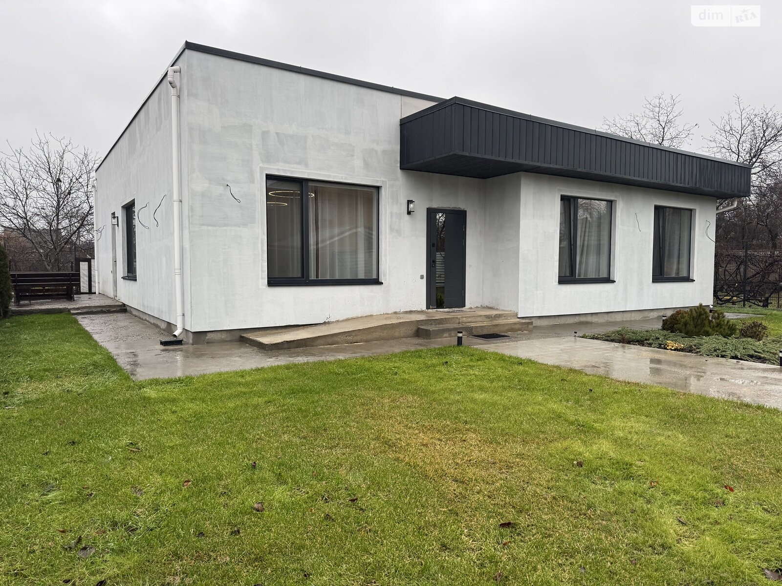 одноэтажный дом, 159.04 кв. м, газобетон. Сдается помесячно в Киеве, в районе Святошинский фото 1 одноэтажный дом, 159.04 кв. м, газобетон. Сдается помесячно в Киеве, в районе Святошинский фото 1