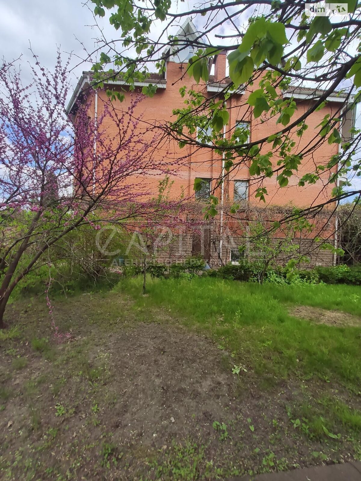 трехэтажный дом с балконом, 500 кв. м, кирпич. Сдается помесячно в Киеве, в районе Святошинский фото 1