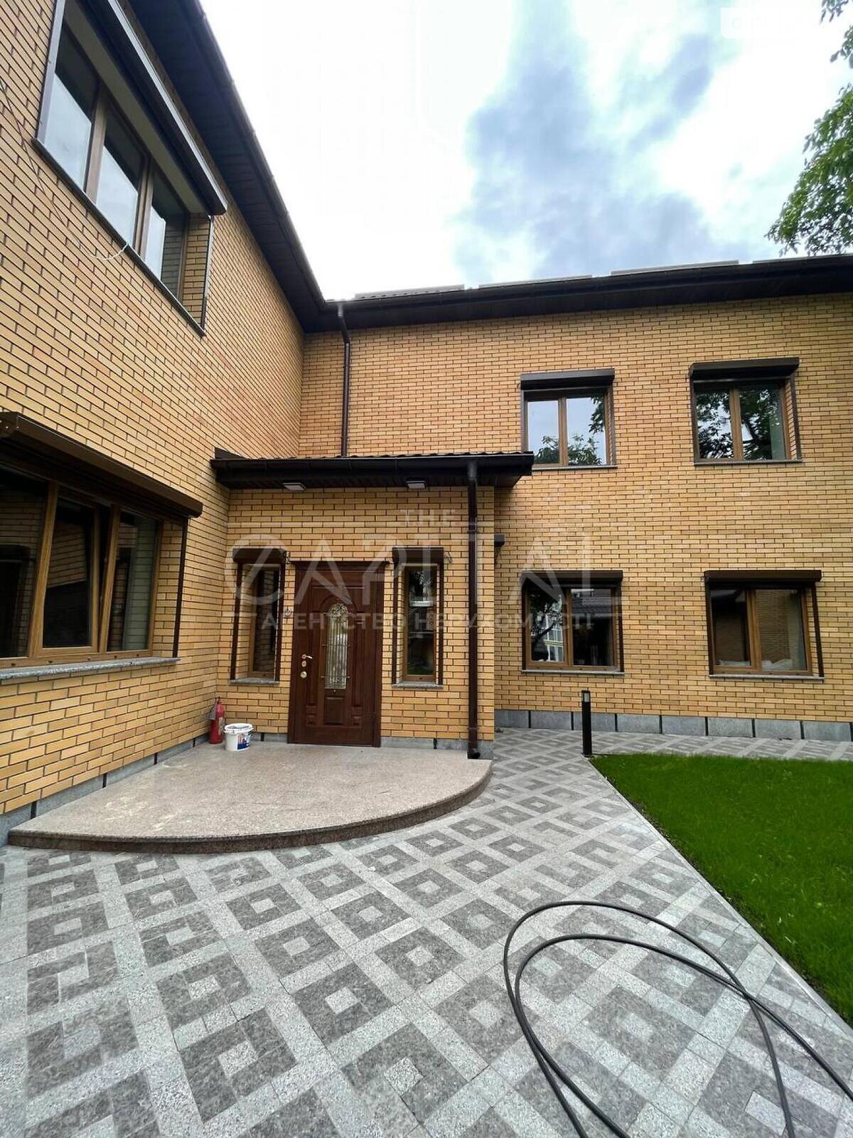 трехэтажный дом, 500 кв. м, кирпич. Сдается помесячно в Киеве, в районе Святошинский фото 1