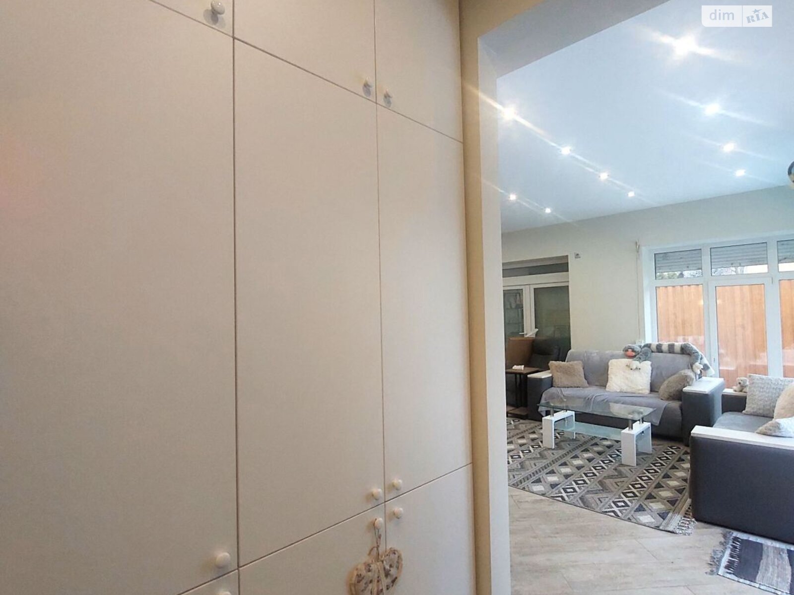 одноповерховий будинок, 170 кв. м, цегла. Здається помісячно в Києві, в районі Святошинський фото 1 однопроверховий будинок, 170 кв. м, цегла. Здається помісячно в Києві, в районі Святошинський фото 1