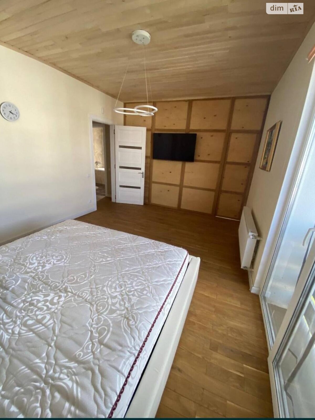 двоповерховий будинок з гаражем, 150 кв. м, цегла. Здається помісячно в Києві, в районі Теремки-1 фото 1 двопроверховий будинок з гаражем, 150 кв. м, цегла. Здається помісячно в Києві, в районі Теремки-1 фото 1