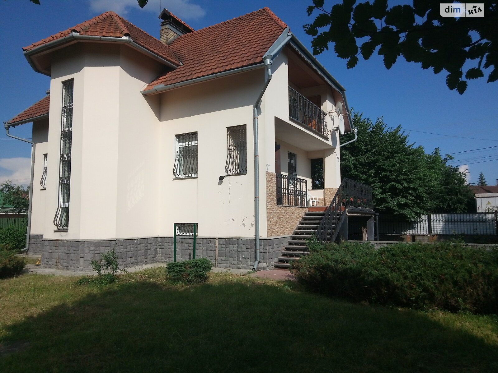 двухэтажный дом с гаражом, 220 кв. м, кирпич. Сдается помесячно в Киеве, в районе Теремки-1 фото 1