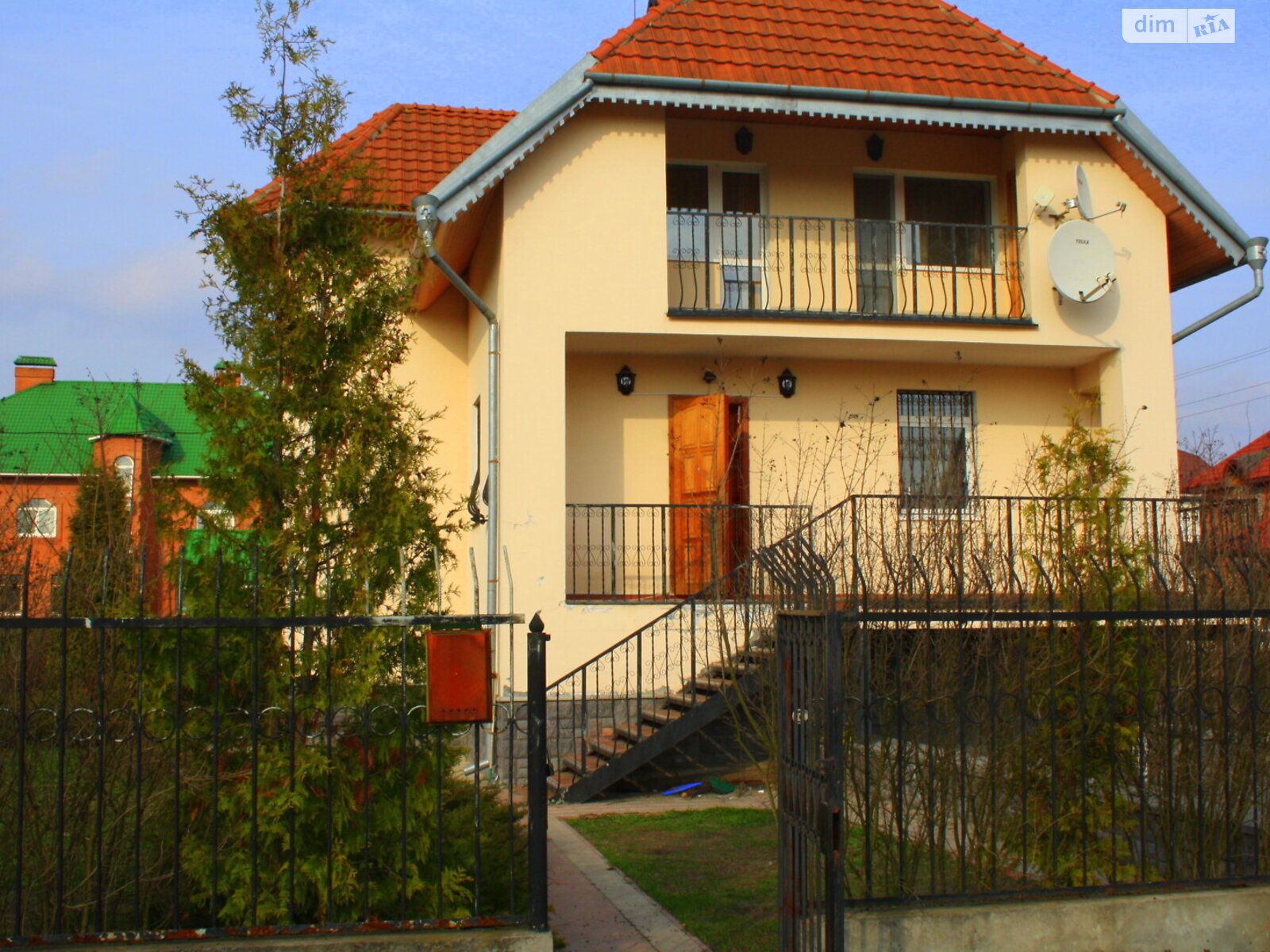 двухэтажный дом с гаражом, 220 кв. м, кирпич. Сдается помесячно в Киеве, в районе Теремки-1 фото 1