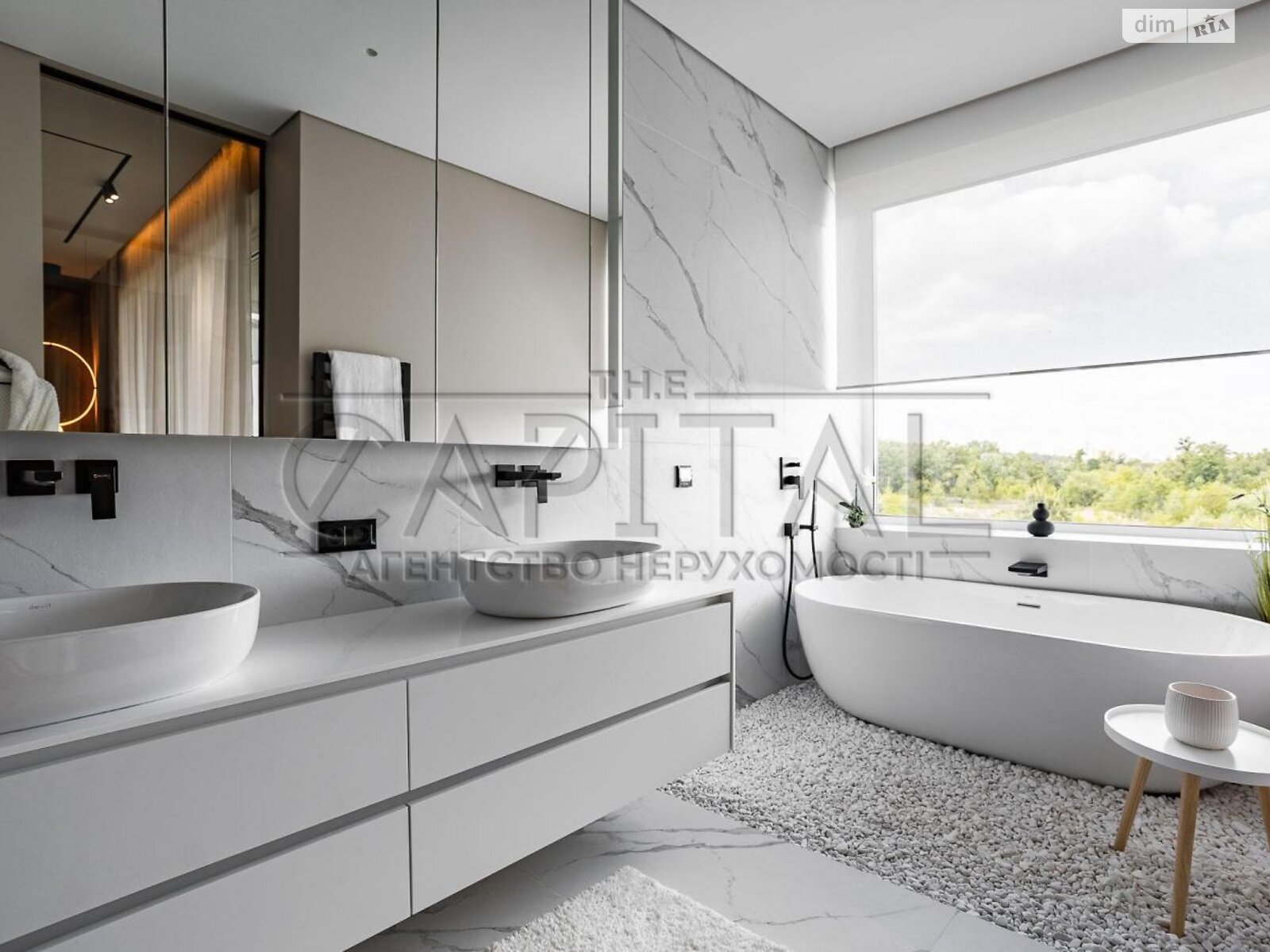 трехэтажный дом с верандой, 280 кв. м, кирпич. Сдается помесячно в Киеве, в районе Вита-Литовская фото 1