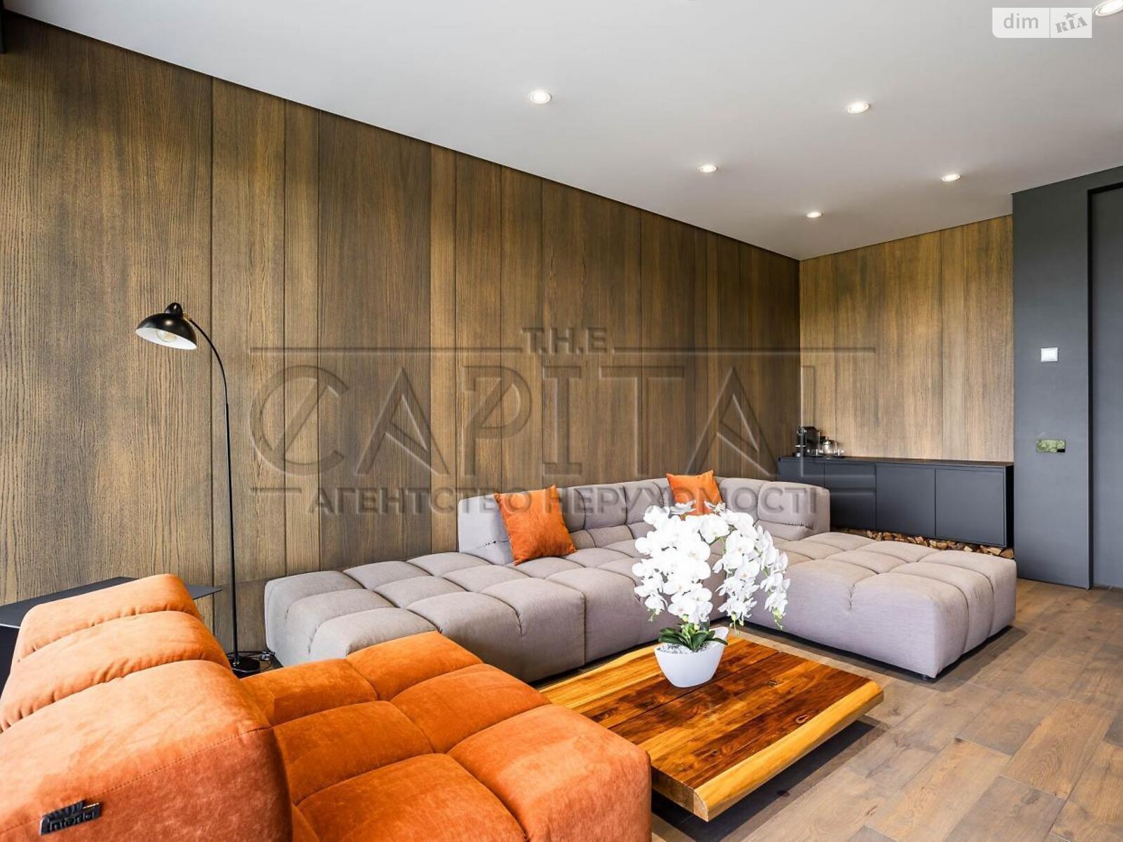 трехэтажный дом с верандой, 280 кв. м, кирпич. Сдается помесячно в Киеве, в районе Вита-Литовская фото 1