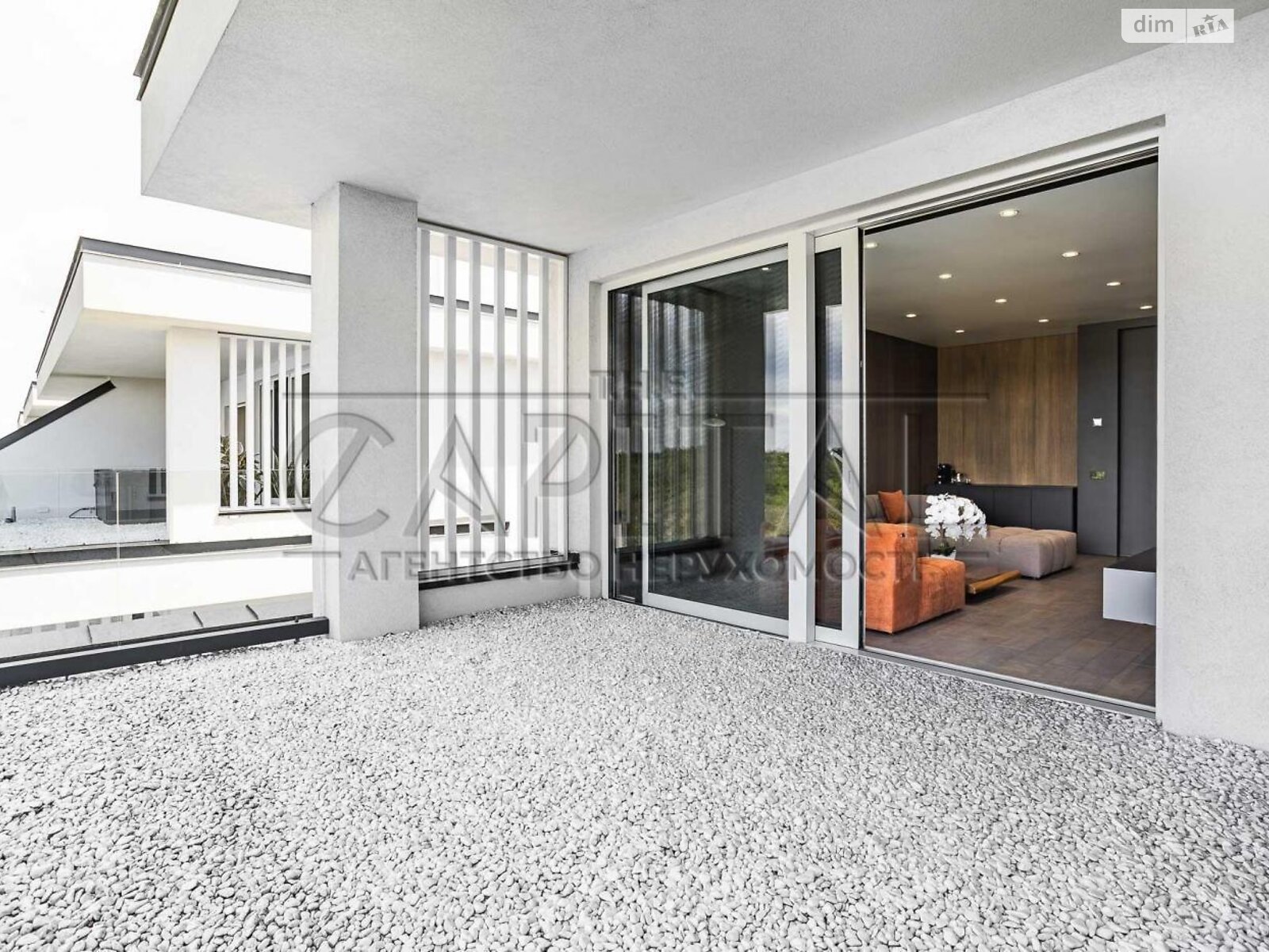 трехэтажный дом с верандой, 280 кв. м, кирпич. Сдается помесячно в Киеве, в районе Вита-Литовская фото 1