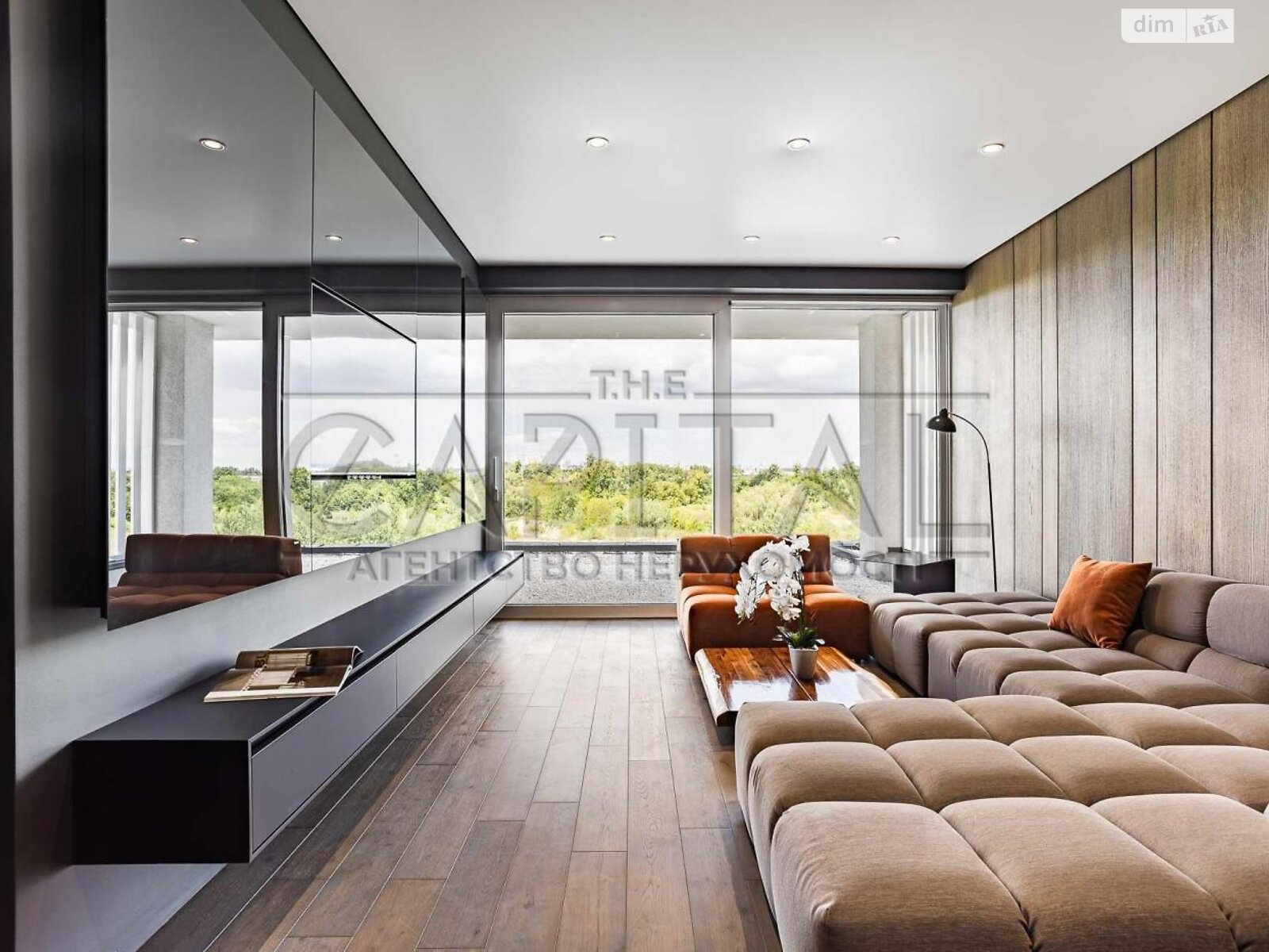 трехэтажный дом с верандой, 280 кв. м, кирпич. Сдается помесячно в Киеве, в районе Вита-Литовская фото 1