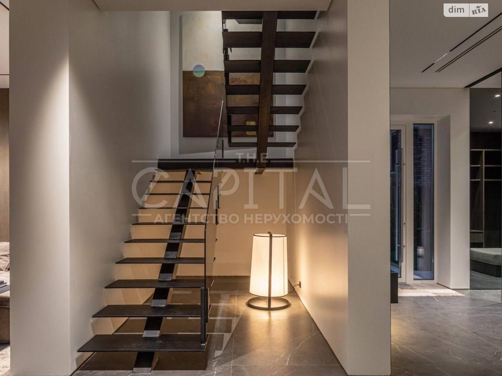 трехэтажный дом с верандой, 280 кв. м, кирпич. Сдается помесячно в Киеве, в районе Вита-Литовская фото 1