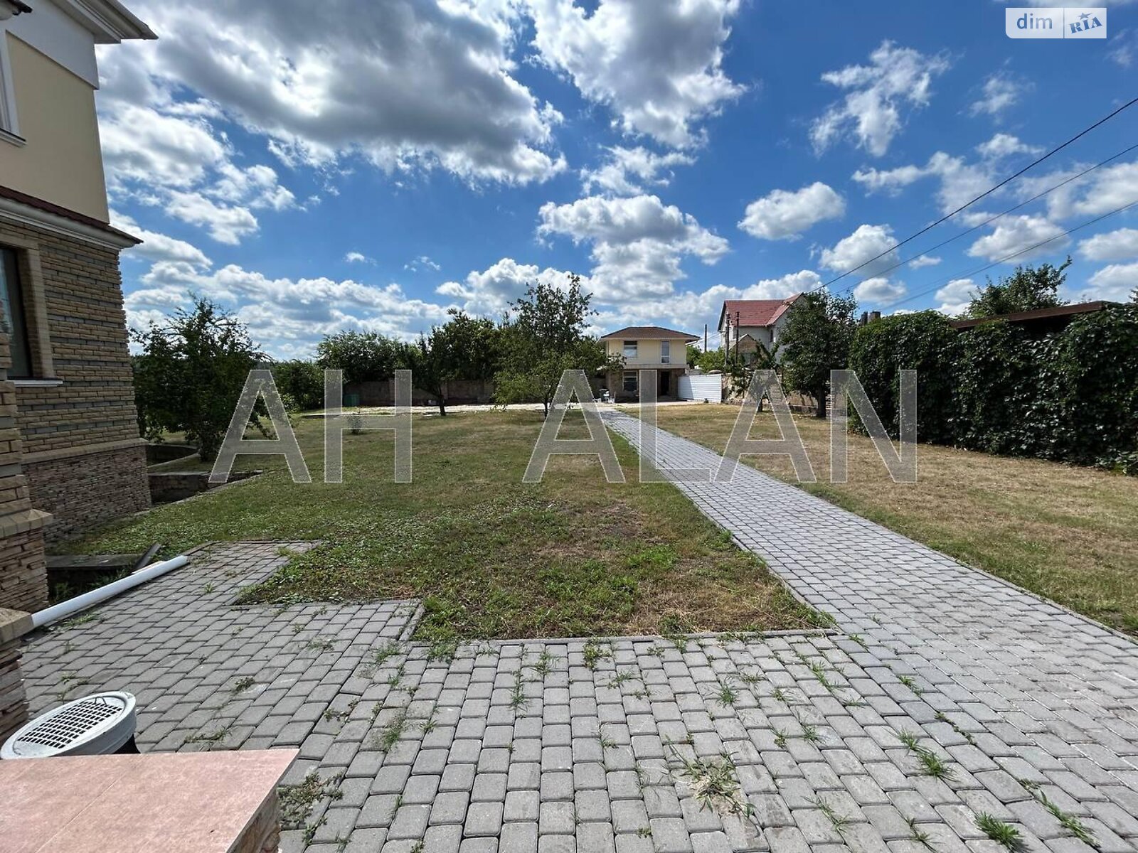 трипроверховий будинок з ремонтом, 753.5 кв. м, цегла. Здається помісячно в Києві, в районі Віта-Литовська фото 1