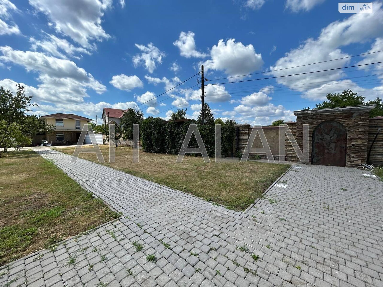 трипроверховий будинок з ремонтом, 753.5 кв. м, цегла. Здається помісячно в Києві, в районі Віта-Литовська фото 1