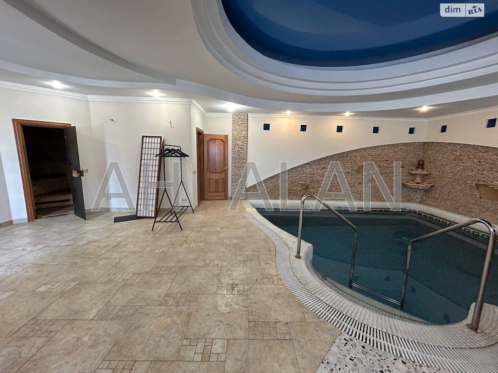 трипроверховий будинок з ремонтом, 753.5 кв. м, цегла. Здається помісячно в Києві, в районі Віта-Литовська фото 1