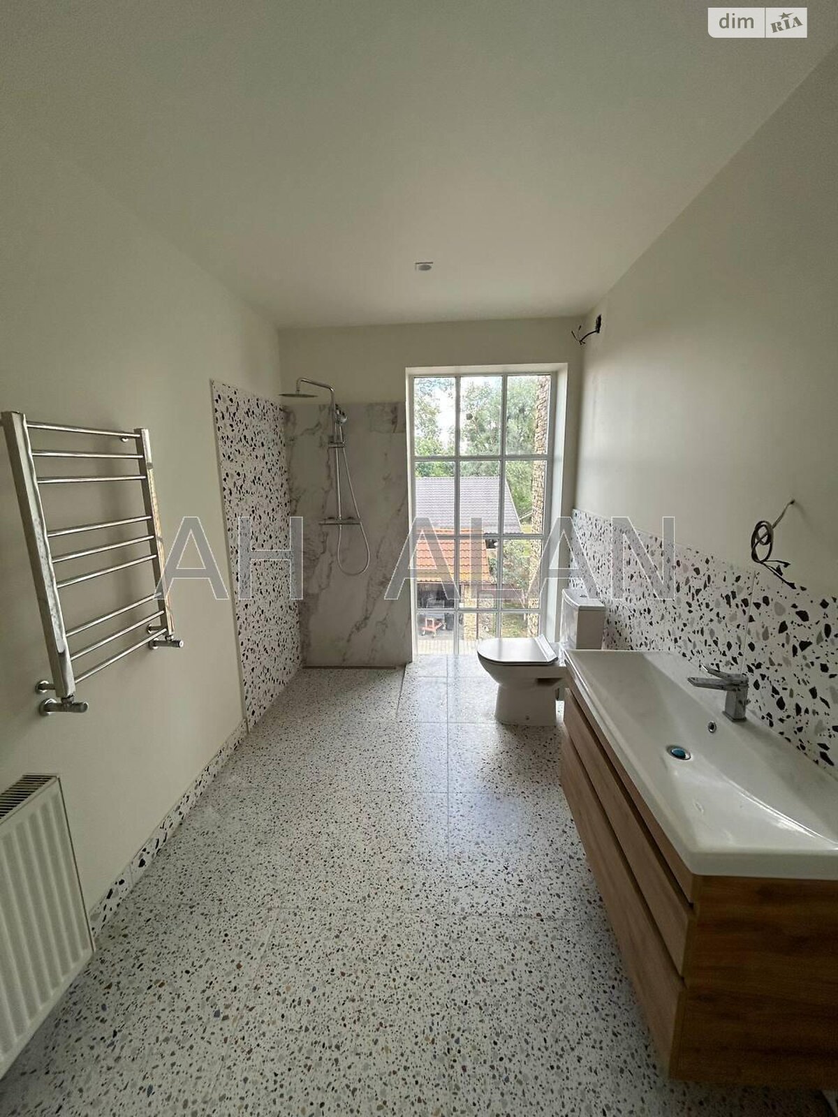 трипроверховий будинок з ремонтом, 753.5 кв. м, цегла. Здається помісячно в Києві, в районі Віта-Литовська фото 1