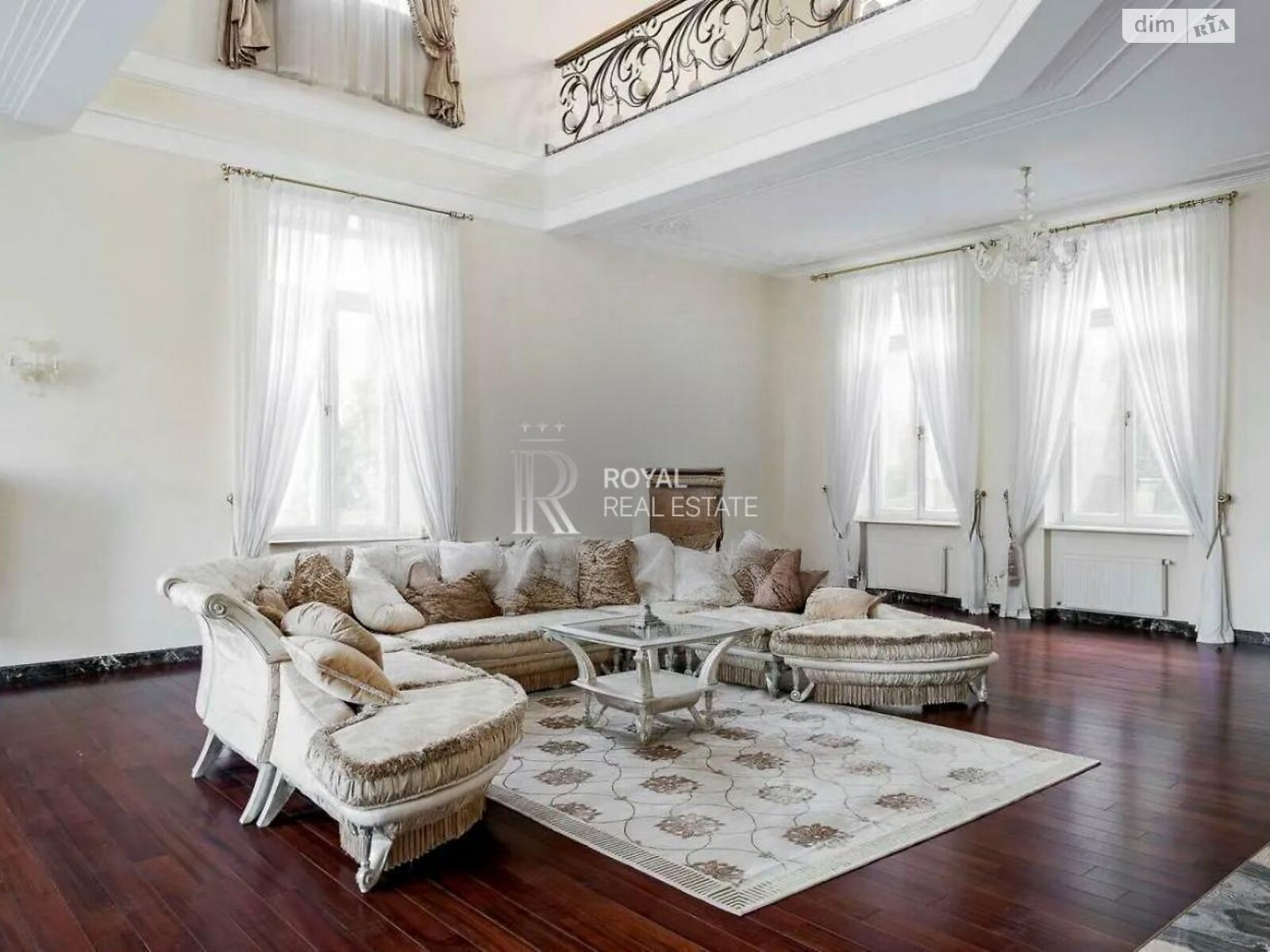 трехэтажный дом с верандой, 1000 кв. м, кирпич. Сдается помесячно в Киеве, в районе Зверинец фото 1