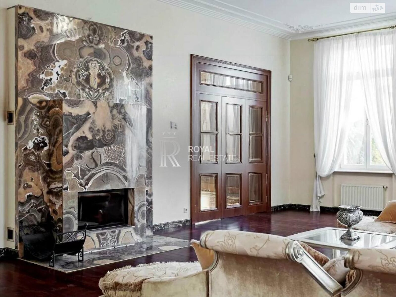 трехэтажный дом с верандой, 1000 кв. м, кирпич. Сдается помесячно в Киеве, в районе Зверинец фото 1