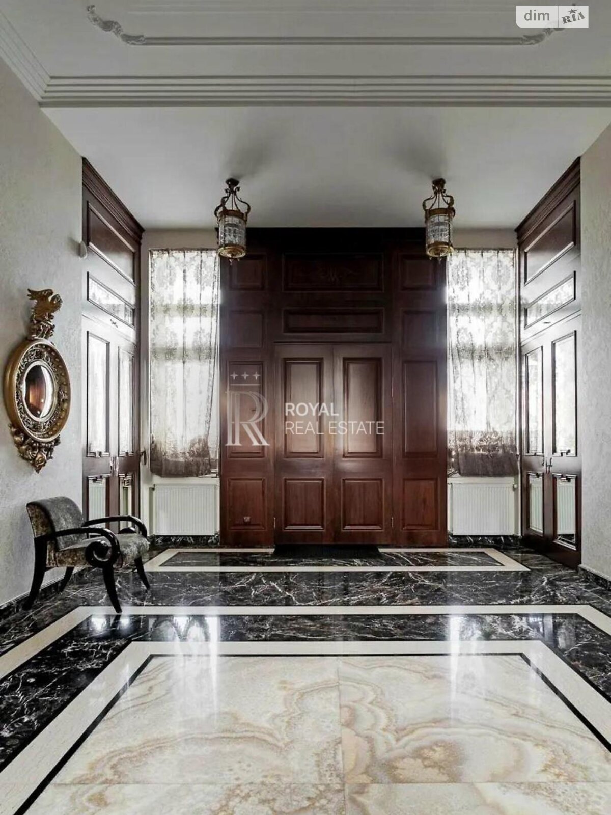 трехэтажный дом с верандой, 1000 кв. м, кирпич. Сдается помесячно в Киеве, в районе Зверинец фото 1