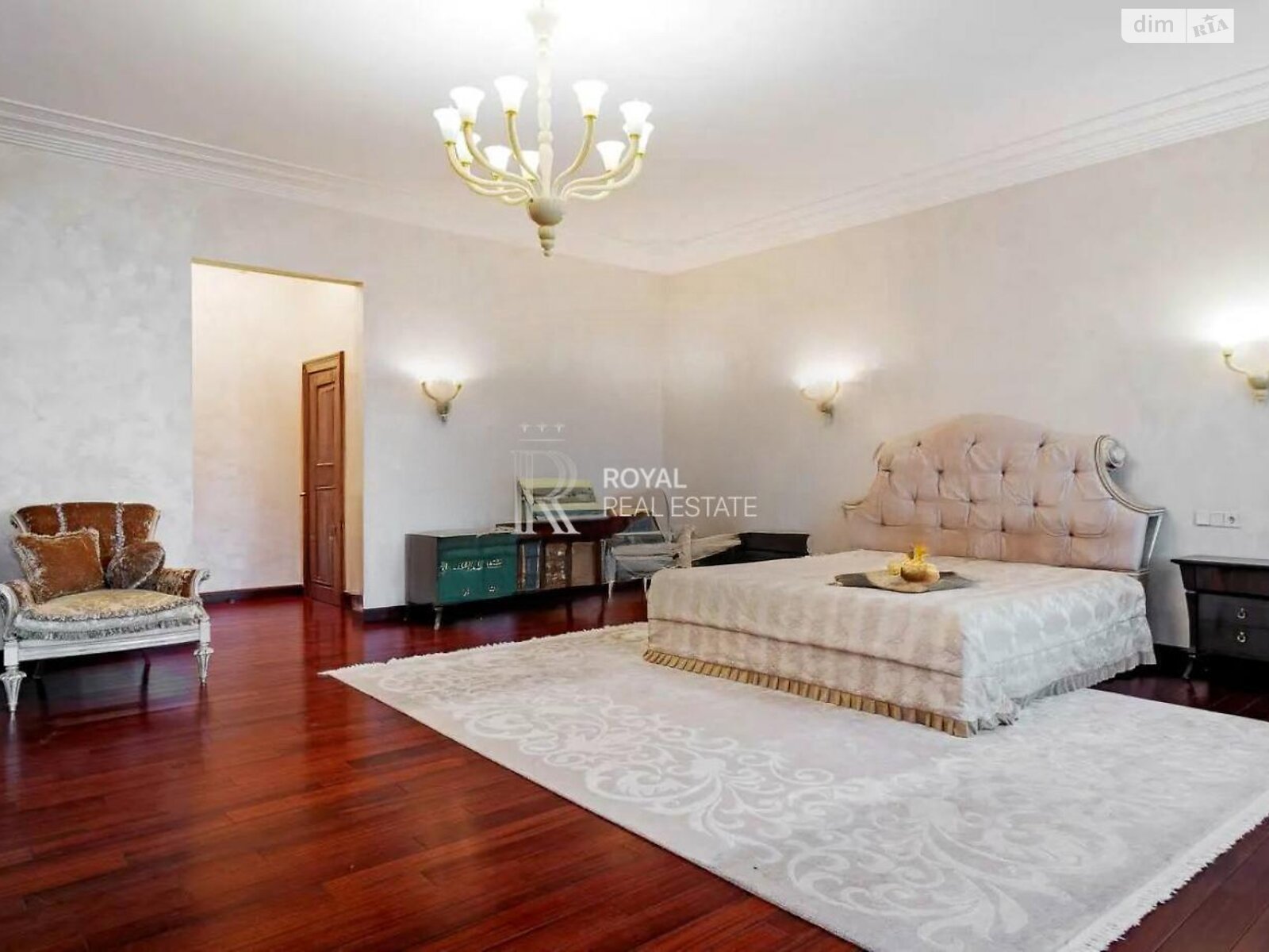 трехэтажный дом с верандой, 1000 кв. м, кирпич. Сдается помесячно в Киеве, в районе Зверинец фото 1