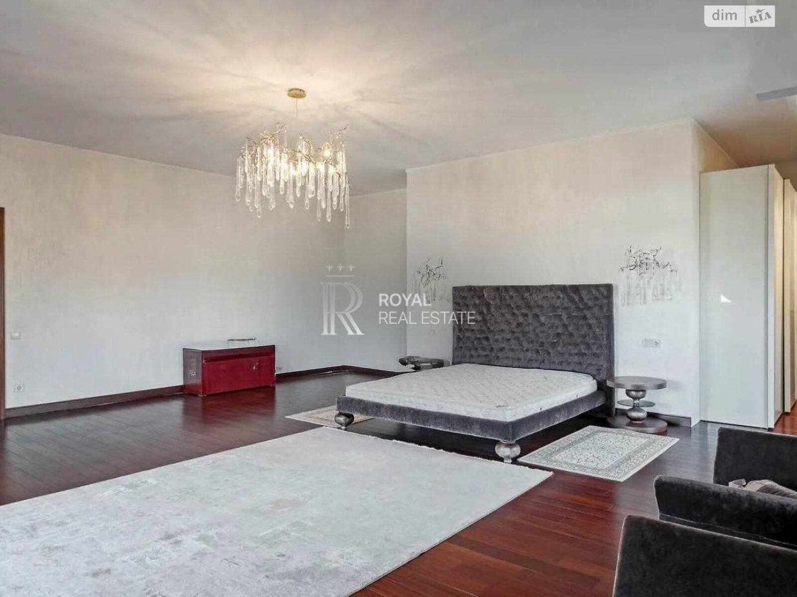 трехэтажный дом с верандой, 1000 кв. м, кирпич. Сдается помесячно в Киеве, в районе Зверинец фото 1