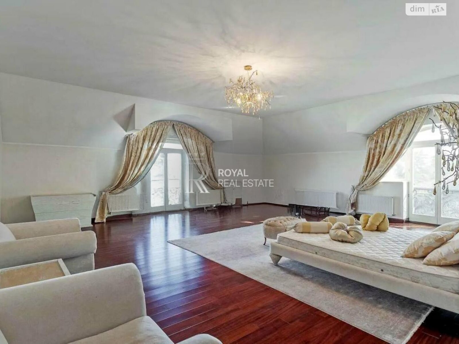 трехэтажный дом с верандой, 1000 кв. м, кирпич. Сдается помесячно в Киеве, в районе Зверинец фото 1