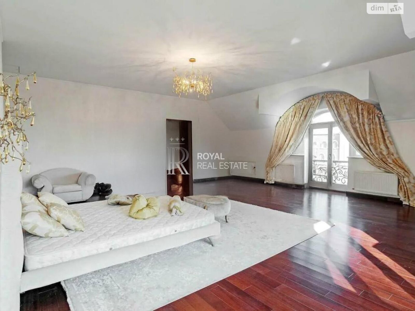 трехэтажный дом с верандой, 1000 кв. м, кирпич. Сдается помесячно в Киеве, в районе Зверинец фото 1