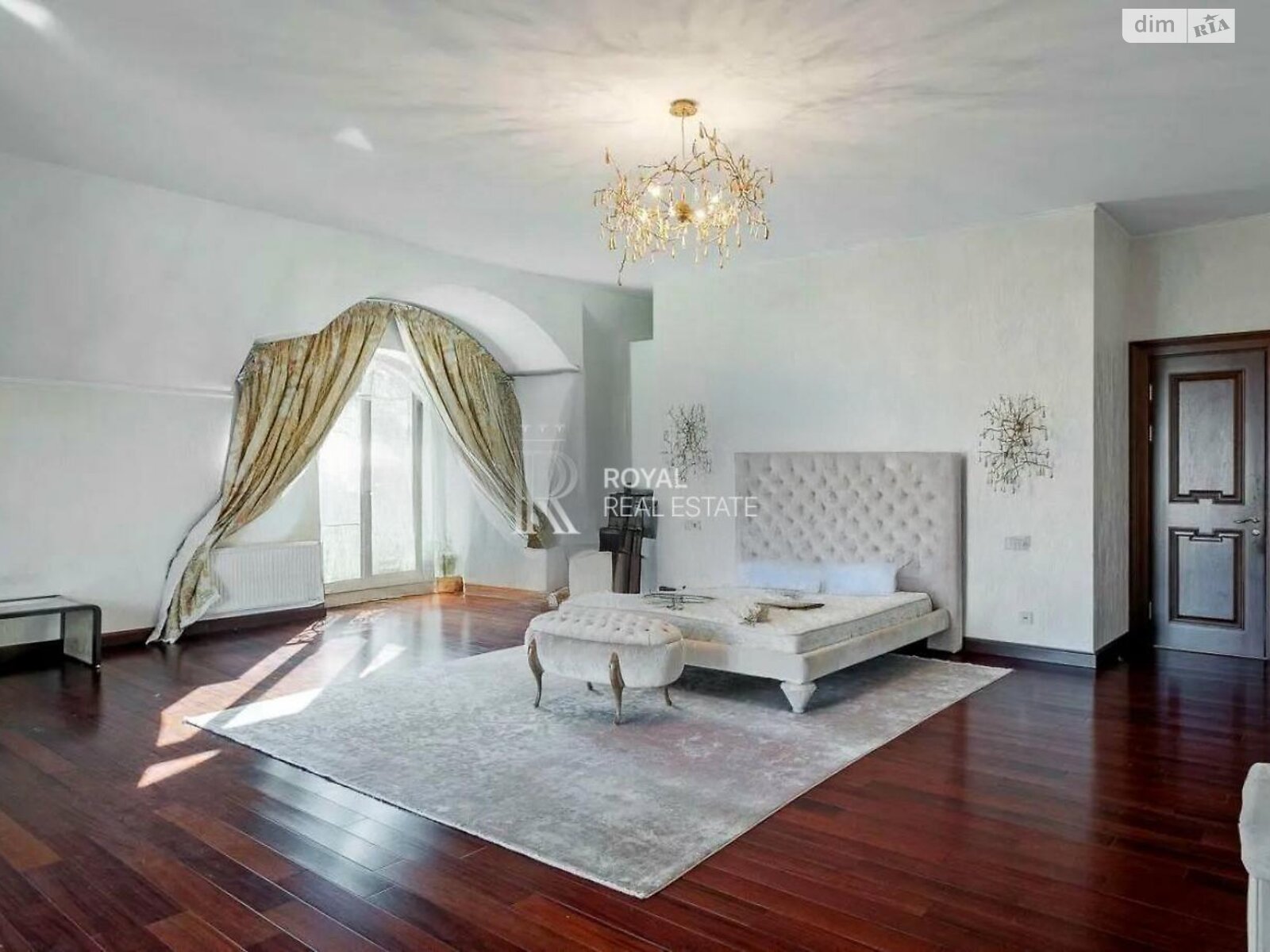 трехэтажный дом с верандой, 1000 кв. м, кирпич. Сдается помесячно в Киеве, в районе Зверинец фото 1