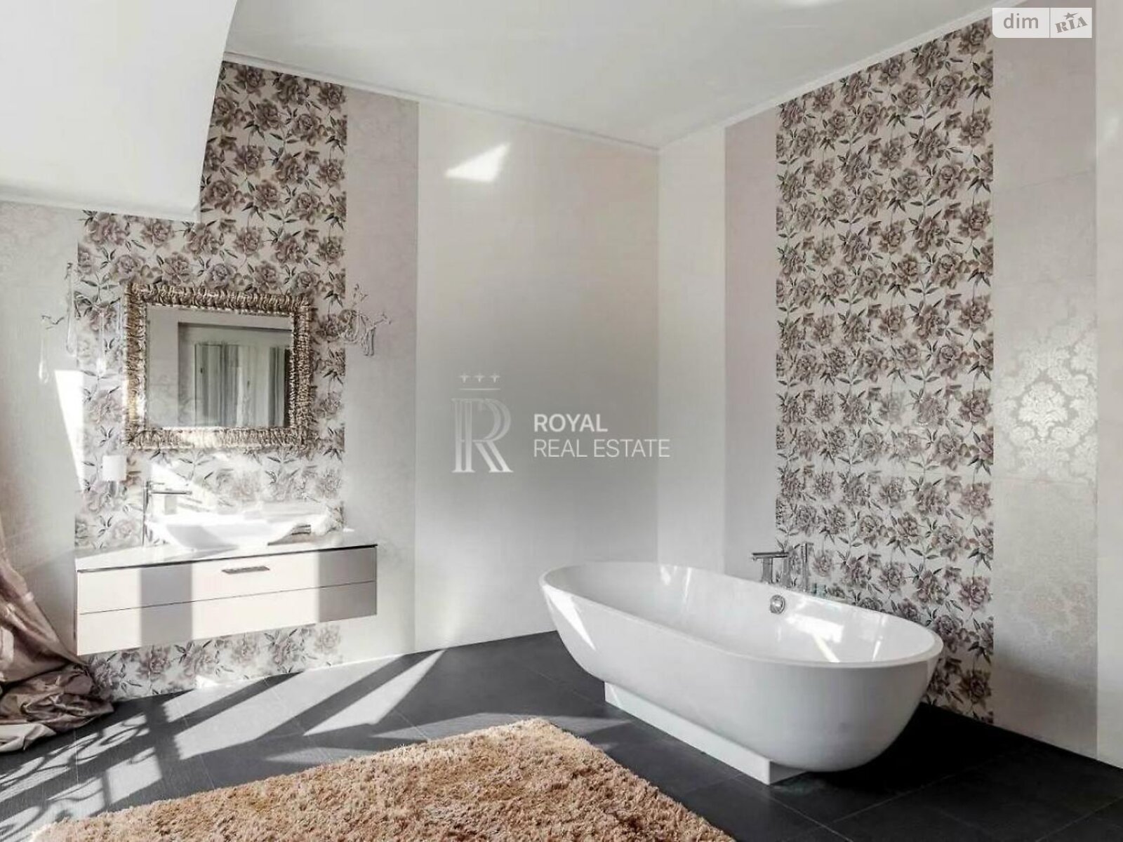 трехэтажный дом с верандой, 1000 кв. м, кирпич. Сдается помесячно в Киеве, в районе Зверинец фото 1