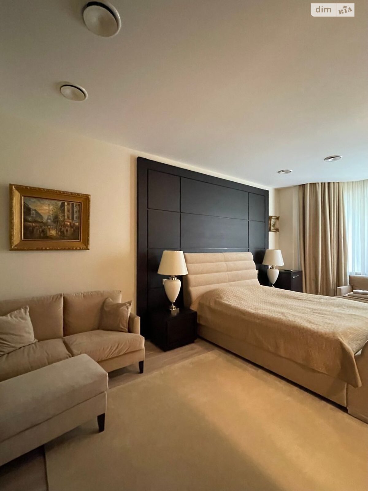 четырехэтажный дом, 435 кв. м, кирпич. Сдается помесячно в Киеве, в районе Зверинец фото 1 четырехэтажный дом, 435 кв. м, кирпич. Сдается помесячно в Киеве, в районе Зверинец фото 1